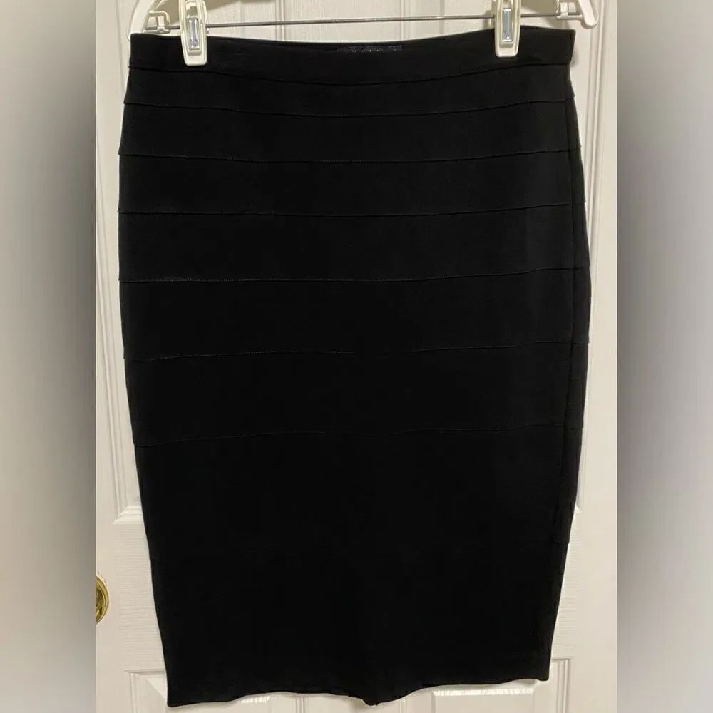 Thailan black pencil skirt